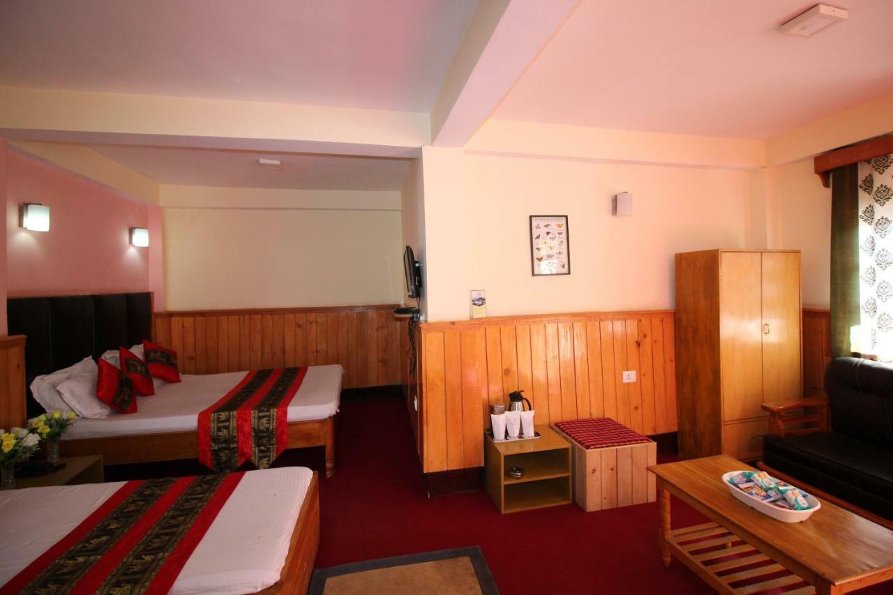 Delight Royal Lachung Exterior foto